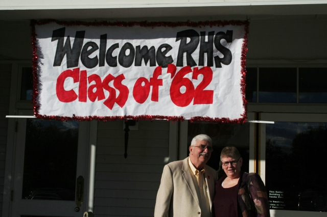 Joyce Lund Swedean and Dick Swedean Arrive at Minnesota Valley for the 50th